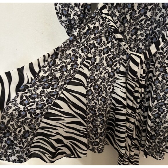 White House Black Market Short Floral Print Zebra Accent Dress Belted Size 6 - Picture 3 of 7